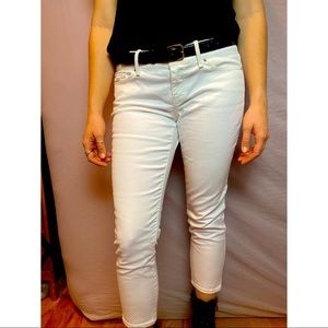 Gap White Capris Jeans
